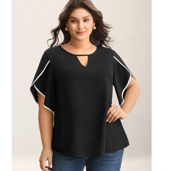 BloomChic Tops - Bloomchic Color Contrast Blouse - NWOT  Size 18/20